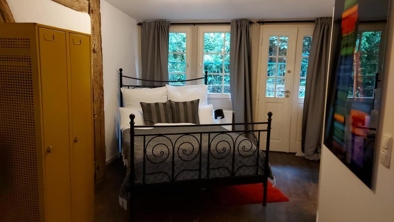 Manoir -1654- Historisch Schlafen In Monschaus Altstadt Eksteriør billede