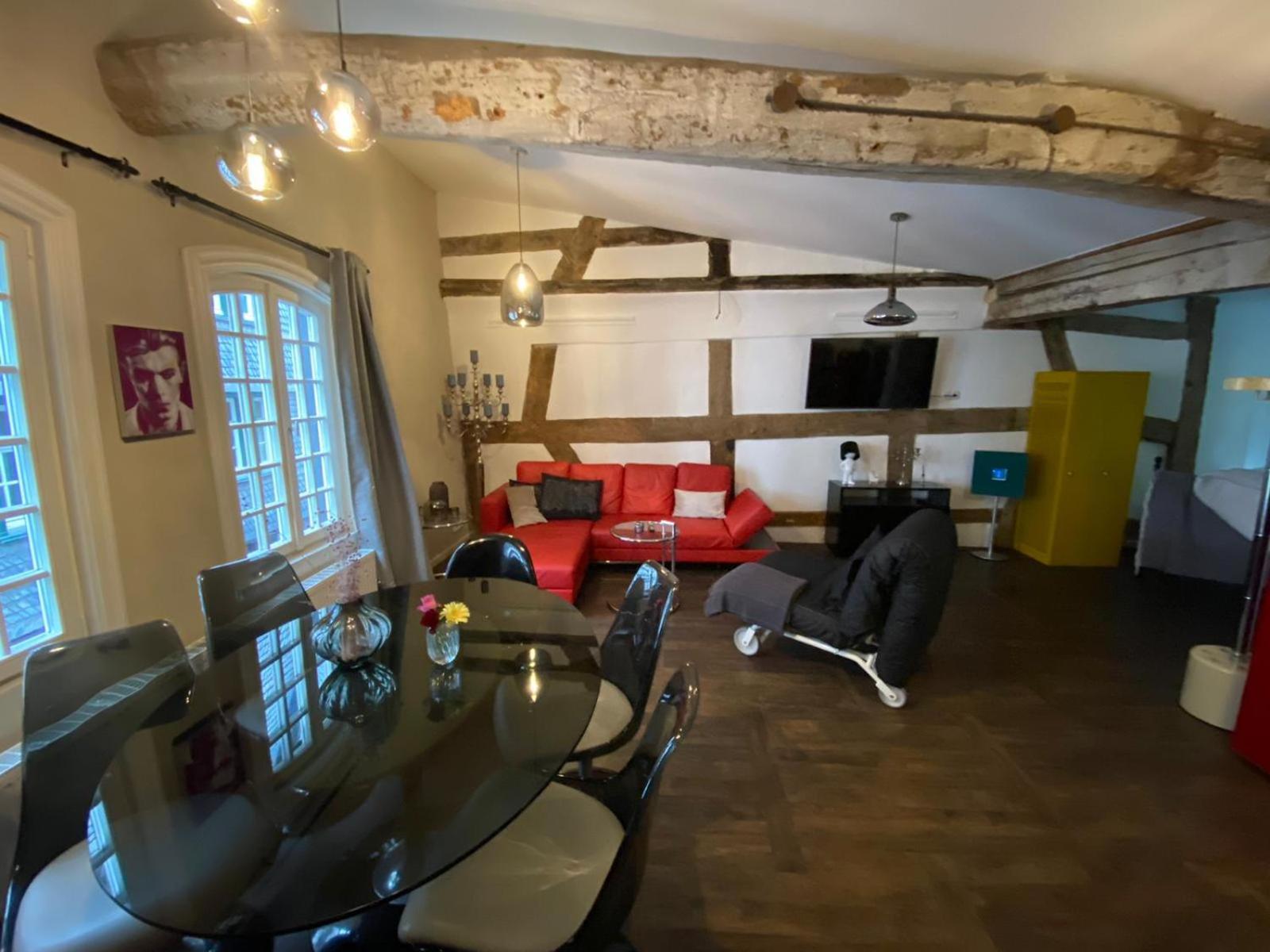 Manoir -1654- Historisch Schlafen In Monschaus Altstadt Værelse billede
